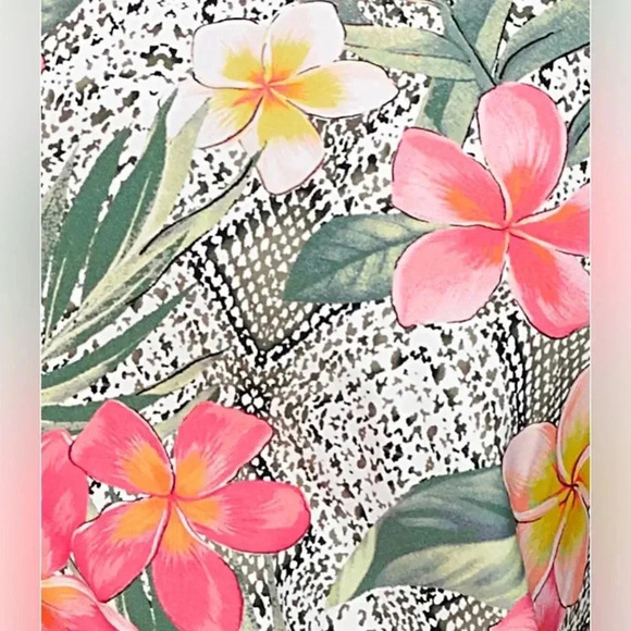 Coco Reef Monaco Convertible Bikini Top - Picture 6 of 10